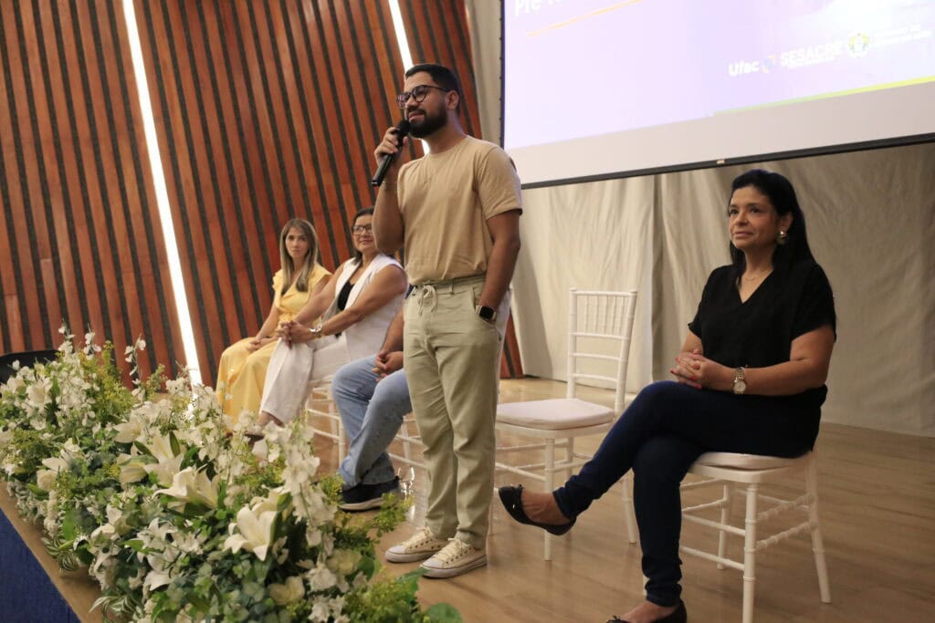 Coordenador estadual da Rede Alyne, Walber Carvalho ressaltou a importância da iniciativa. Foto: Allen Ferraz/Ufac
