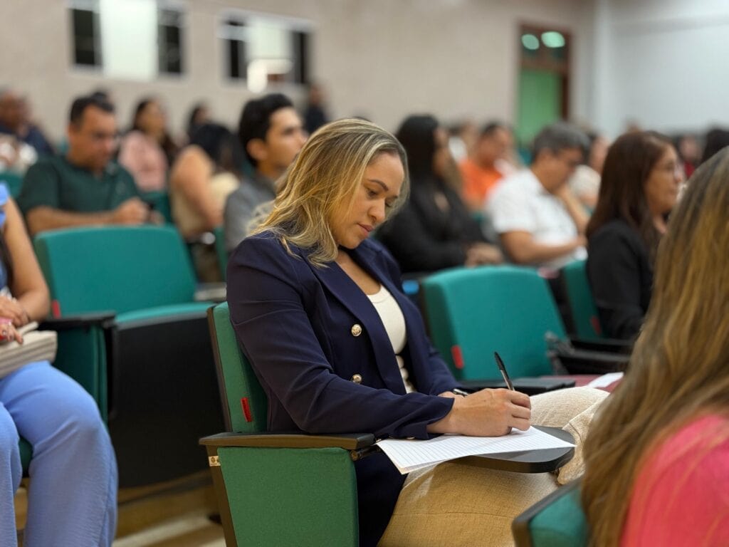 Capacitação reúne profissionais das áreas de planejamento, licitação e execução contratual da Secretaria de Educação. Foto: Jorge William/SEE