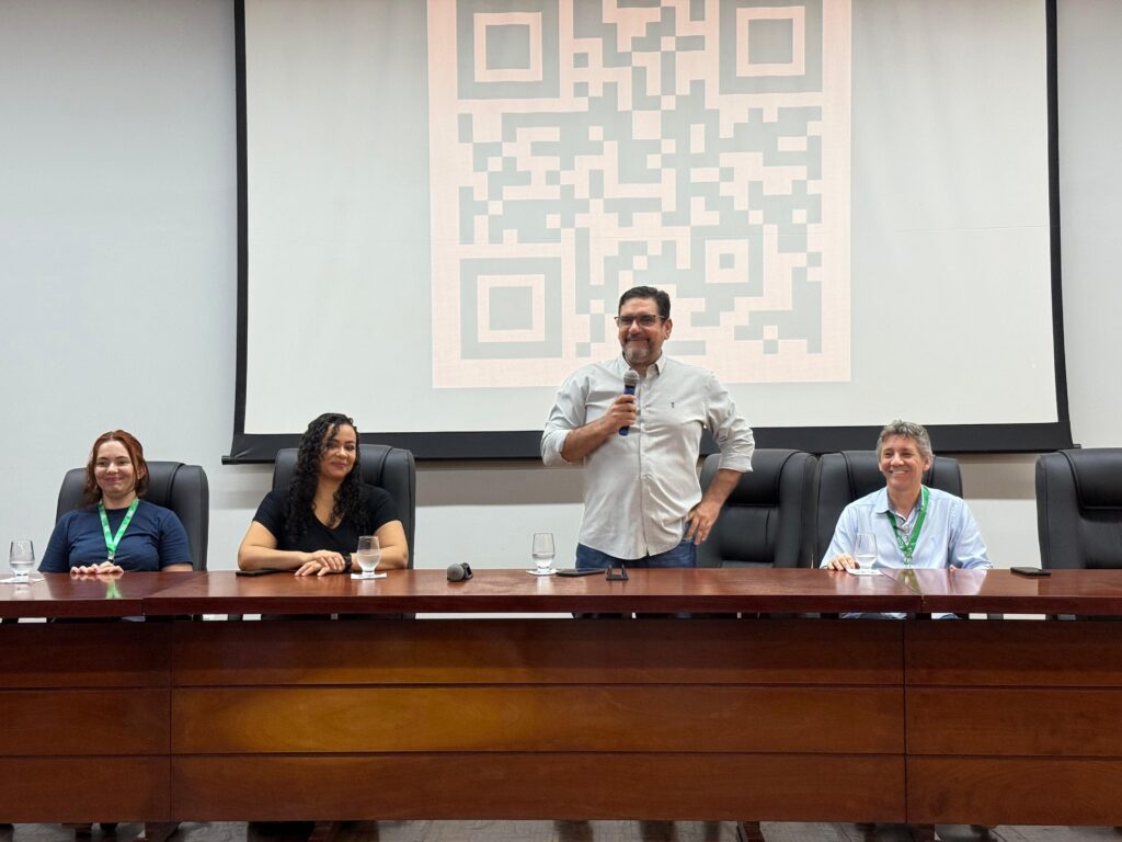 Servidores participam do treinamento sobre gerenciamento de riscos nas contratações públicas, realizado no auditório da SEE. Foto: Jorge William/SEE