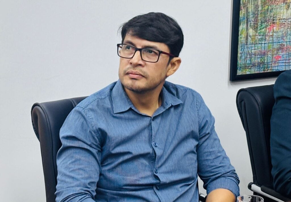 Chefe da Divisão de Outorga do Imac, Luís Carlos Cruz, fala sobre a importância da transparência nas ações. Foto: Ana Thais Cordeiro/Sema