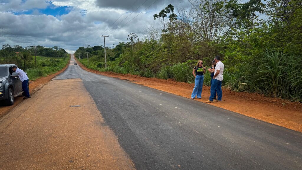 Obras da rodovia AC-90 passam por vistoria técnica do Deracre em Rio Branco. Foto: Thauã Conde/Deracre