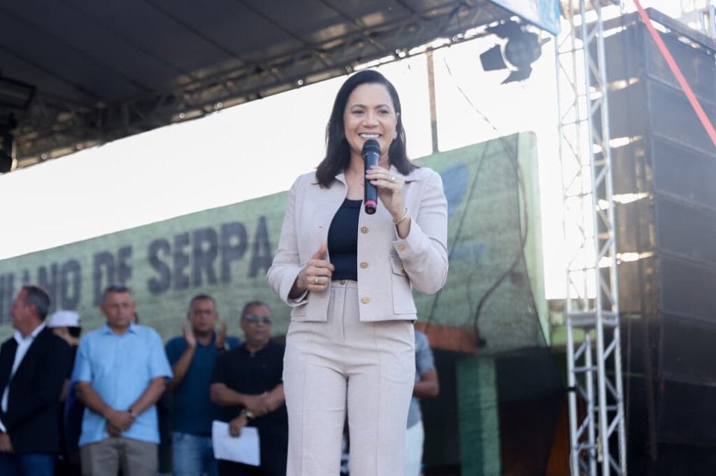 Mailza destacou as conquistas recentes do município. Foto: Neto Lucena/Secom