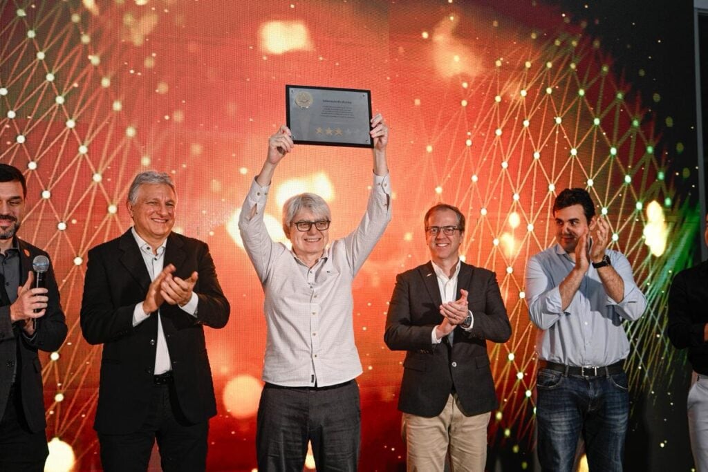 Diretor do grupo, Hertzel Bennesby falou sobre a trajetória da empresa no estado. Fotos: Clemerson Ribeiro/Secom