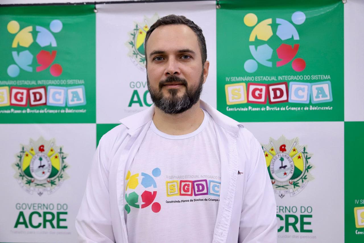 Hélio Cezar Koury, chefe de departamento de promoção da política de direitos humanos da Seasdh e também é presidente do Conselho Estadual da Criança e do Adolescente. Foto: Alice Leão