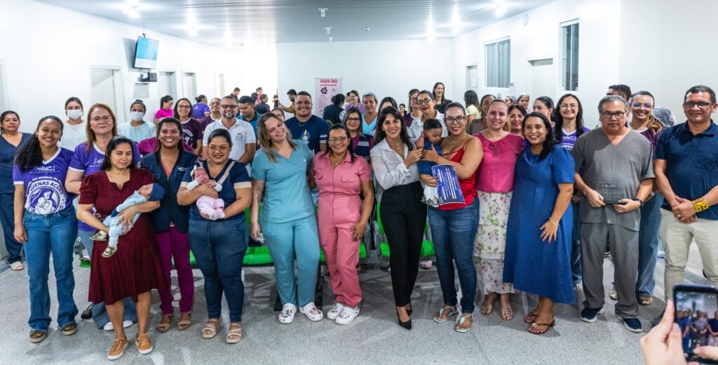 Equipe integra o cuidado neonatal e promove ações de conscientização sobre a prematuridade. Foto: Diego Silva/Secom