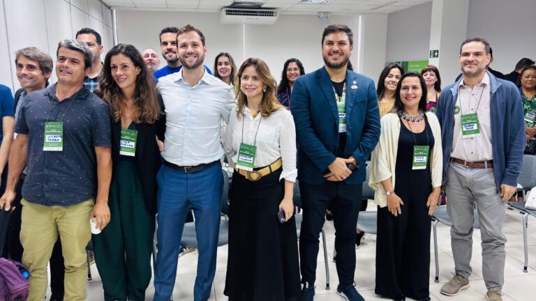 Governo do Acre apresenta avanços em restauração florestal e fortalecimento da governança climática na COP30