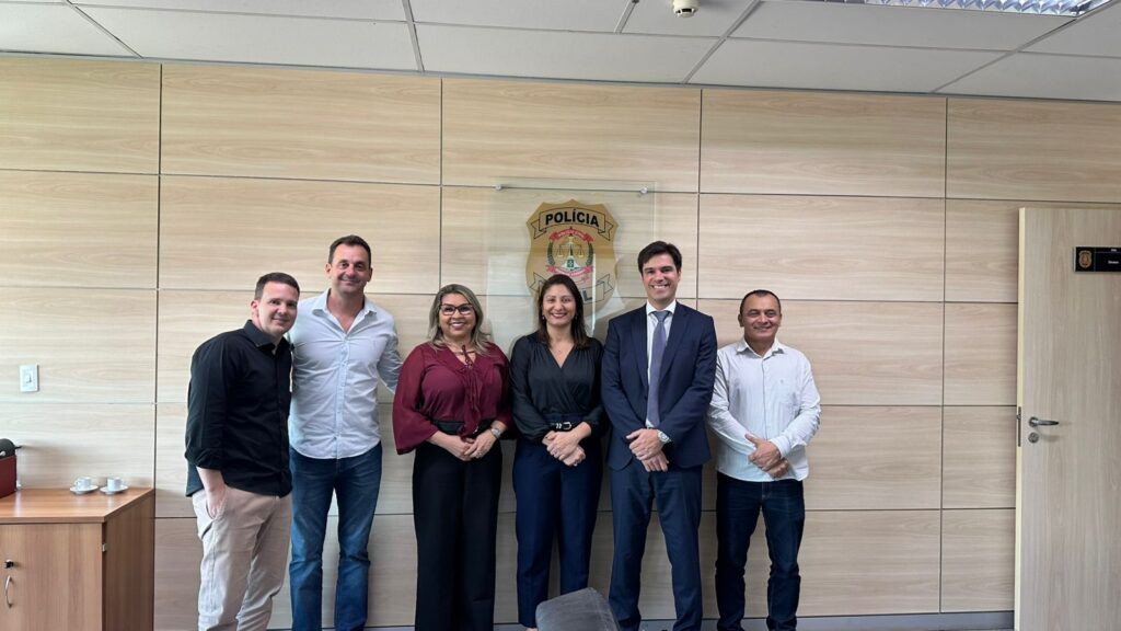 Reunião técnica com os coordenadores e com a equipe de suporte técnico do Sinesp. Foto: cedida