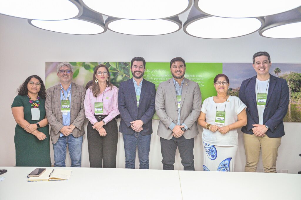 Governo do Acre e Microsoft avançam em parceria para uso de tecnologia e inteligência artificial em políticas ambientais e de inovação. Foto: Diego Gurgel/Secom