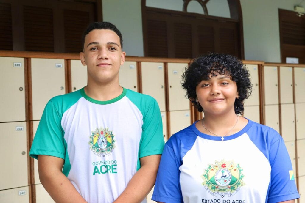 Antônio e Sylmara falam sobre metodologia diferenciada no Pré-Enem Legal. Foto: Alice Leão/Secom