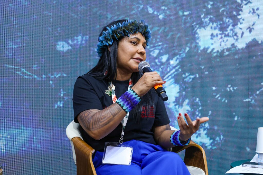 Secretária de Povos Indígenas do Pará, Puyr Tembé, disse que é preciso captar recursos para continuar levando políticas públicas para territórios indígenas. Foto: Pedro Devani/Secom