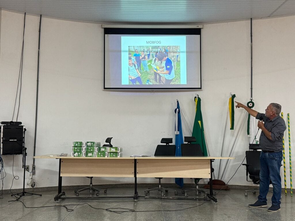 Equipe da SEE e do Ifac acompanham ações do projeto que levou atividades de Astronomia a escolas urbanas e rurais de Cruzeiro do Sul. Foto: Glédisson Albano/SEE