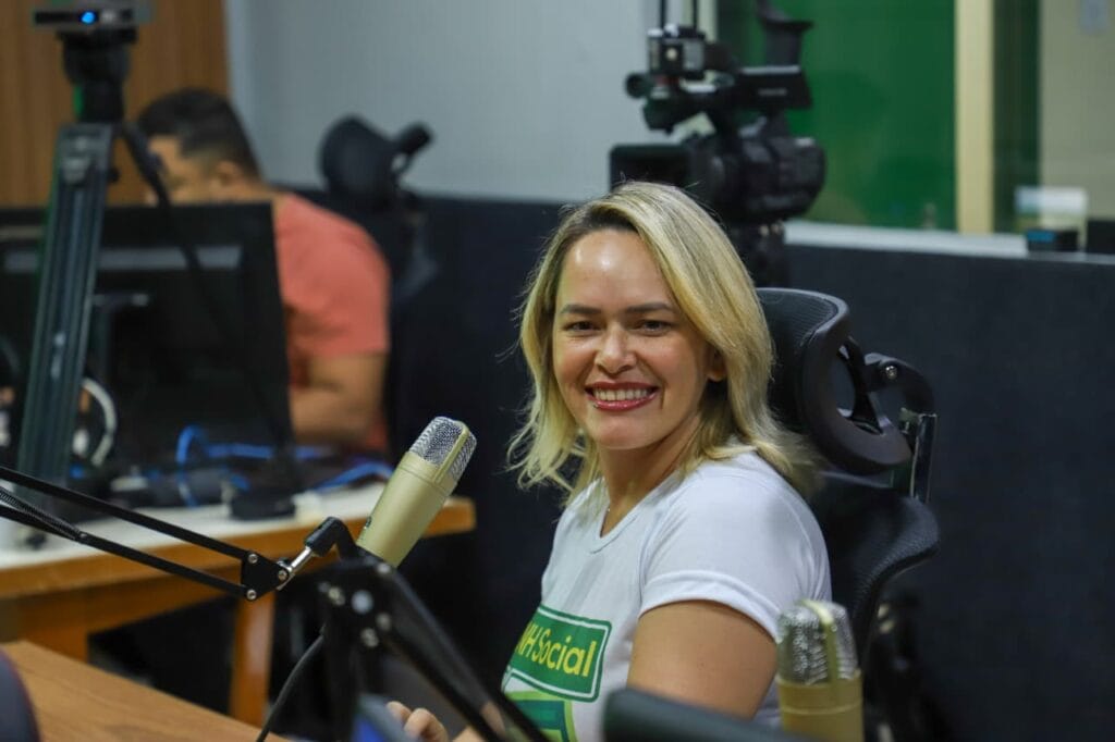 Terceiro-sargento da PMAC e presidente do Detran desde 2021, Taynara Martins é graduada em História pela Ufac e especialista em gestão e educação de trânsito. Foto: Dhárcules Pinheiro/Secom