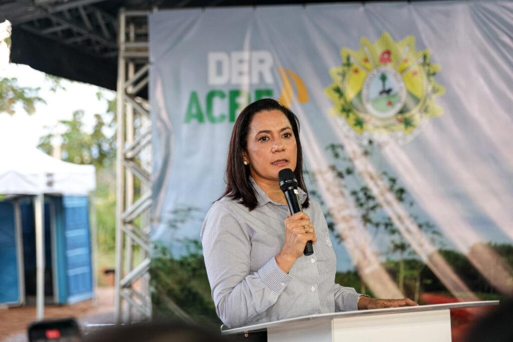 Vice-governadora do Acre reforçou a importância da via para a dignidade da população. Foto: José Caminha/Secom