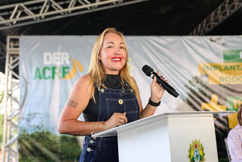 Presidente do Deracre dedicou um momento da sua fala para agradecer o esforço dos funcionários da instituição. Foto: José Caminha/Secom