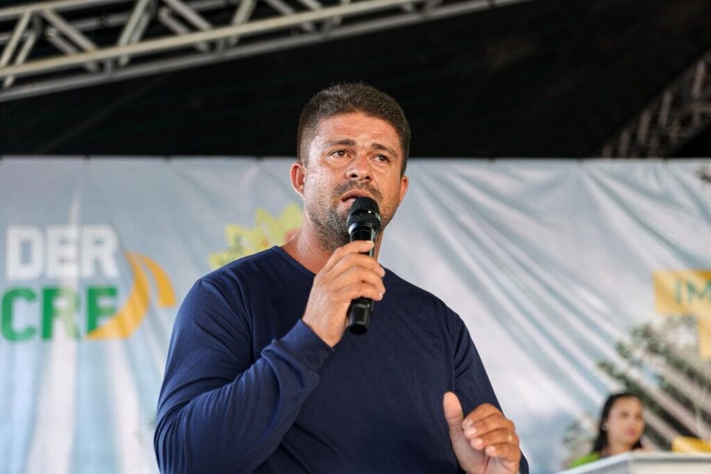 “O novo trecho garante melhoria na trafegabilidade e aprimora o bem-estar dos moradores da região”, ressaltou Marcos. Foto: José Caminha/Secom