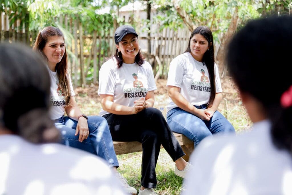 Mailza respondeu perguntas feitas pelas produtoras da Transacreana e reforçou compromisso do governo com o campo. Foto: Neto Lucena/Secom