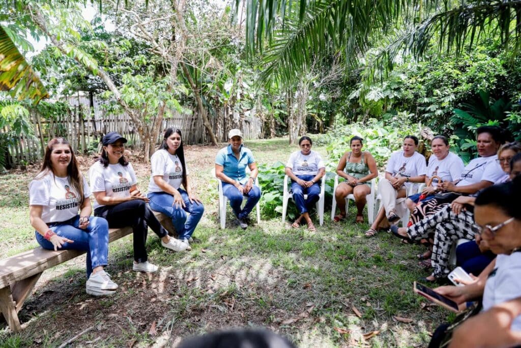 Roda de conversa reuniu mulheres que vivem ao longo da Transacreana. Foto: Neto Lucena/Secom