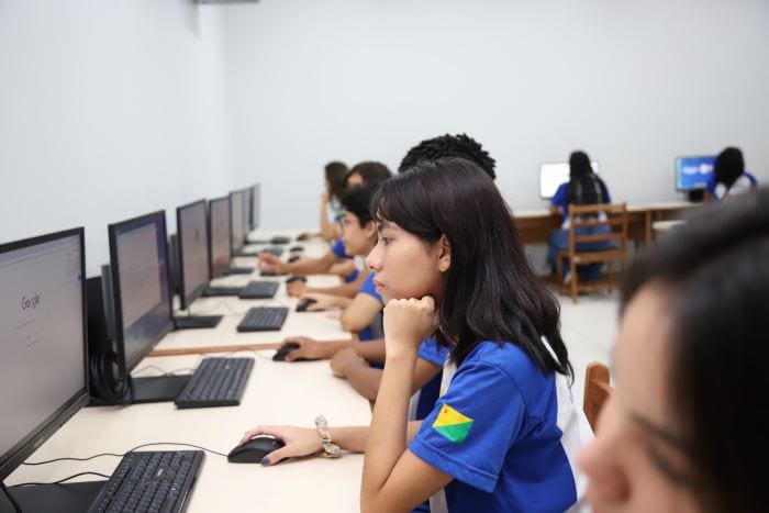 Objetivo da BNCC Computação é formar alunos capazes de resolver problemas. Foto: Mardilson Gomes/Arquivo SEE