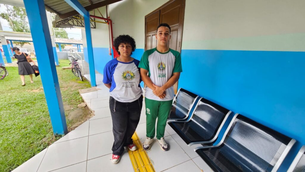 Silmara e Antônio Carlos aprovaram os aulões de véspera do Pré-Enem Legal. Foto: Stalin Melo/SEE