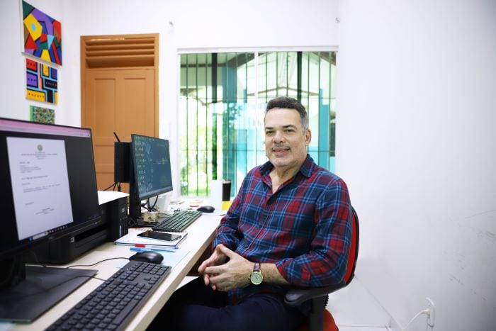 Justino Queiroz: “Sensibilidade e compromisso de liderar sonhos”. Foto: Mardilson Gomes/Arquivo SEE