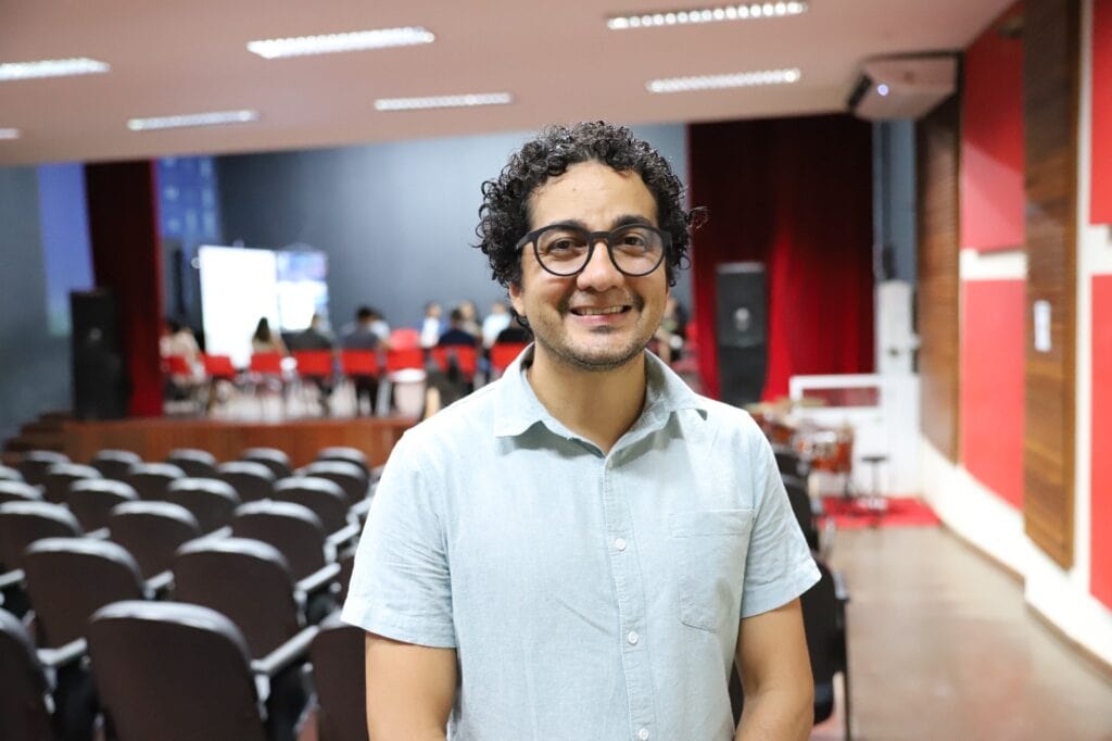 Adson Barbosa, coordenador da Emac, destacou a importância da oficina. Foto: Mardilson Gomes/SEE