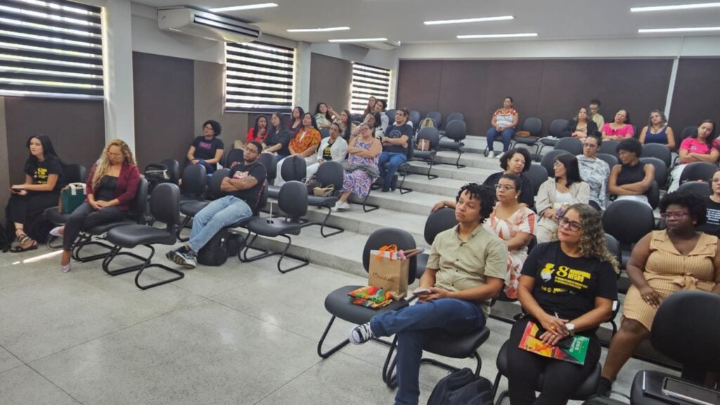 Participam do fórum representantes de diversas instituições públicas e privadas. Foto: Stalin Melo/SEE