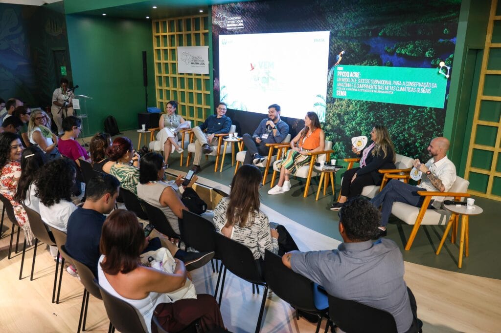 Painel contou com a participação de estudiosos, pesquisadores e autoridades ligadas ao meio ambiente. Foto: Pedro Devani/Secom