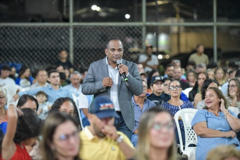 Com presença do governador Gladson Camelí e da vice Mailza, palestra sobre liderança é sucesso de público em  Brasileia