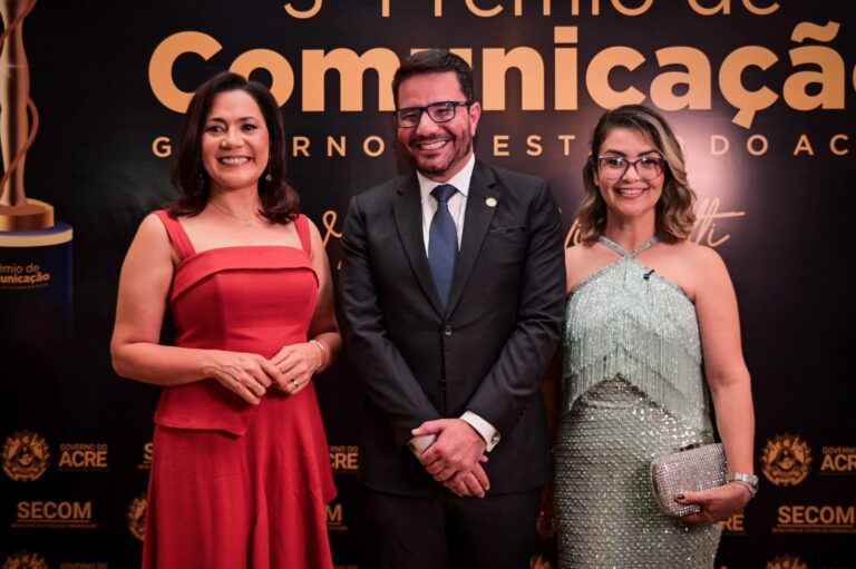 Valorização do jornalismo, TV Aldeia reativada e modernização das rádios reforçam a comunicação pública como instrumento de transparência em 2025