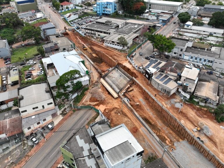 Secretaria de Obras Públicas consolida 2025 com mais de cem investimentos estruturantes nos municípios
