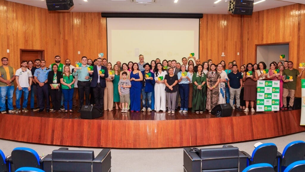 IMC homenageou pessoas e instituições que marcaram a trajetória do Sisa ao longo desses 15 anos. Foto: Uêslei Araújo/Sema