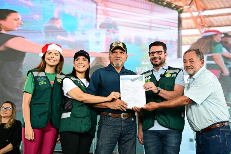 Governo do Acre entrega 200 títulos definitivos e reforça compromisso com a regularização fundiária no Bujari