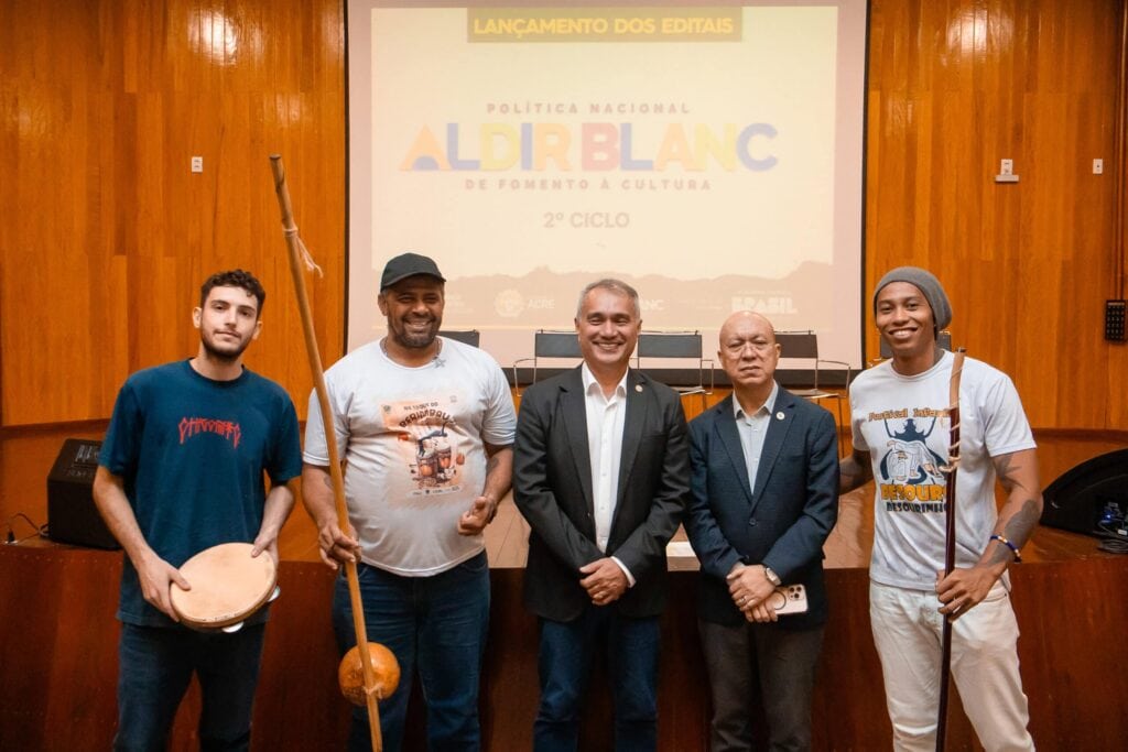 Editais beneficiam artistas locais. Foto: Luan Moura/FEM