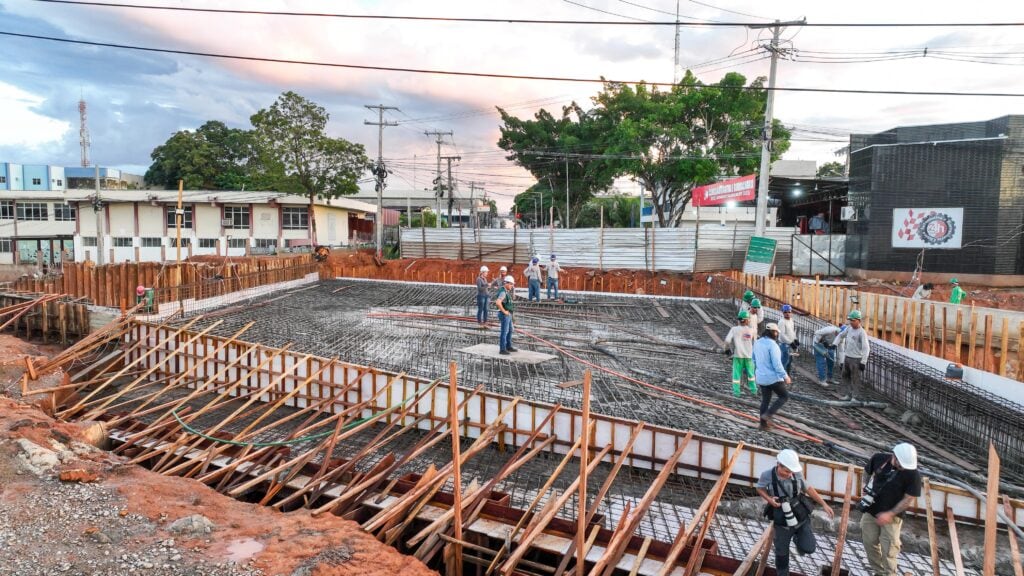 Viaduto está sendo construído no centro da capital. Foto: Pedro Devani/Secom