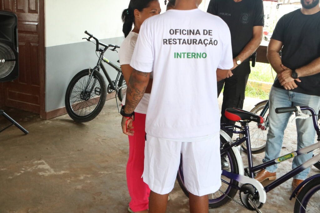 Pedais para Novos Tempos transforma trabalho prisional em reencontro, dignidade e esperança no Natal. Foto: José Lucas Gaia/Iapen