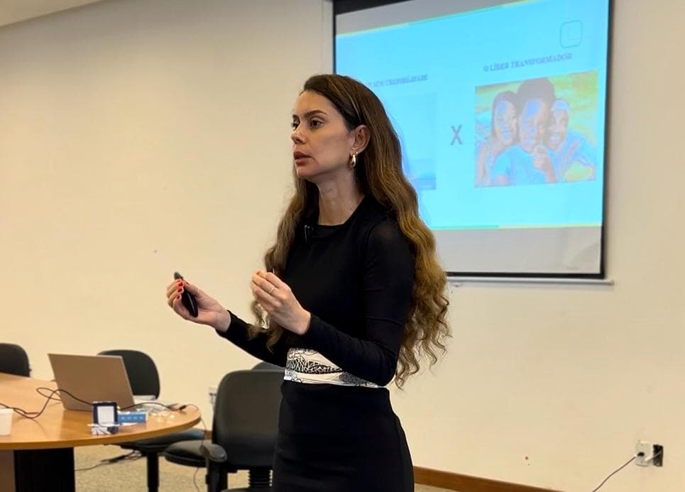 Servidores participam das capacitações que fortalecem práticas de acolhimento, humanização e excelência no atendimento. Foto: Ludymila Maia/OCA