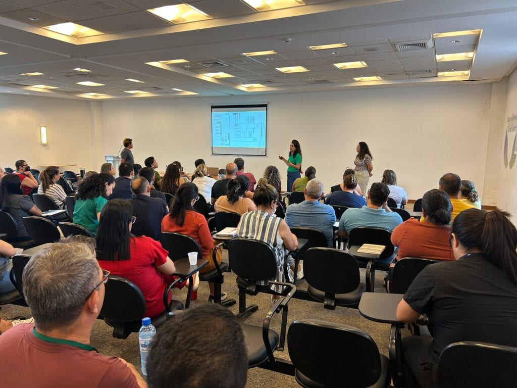 Capacitação promove reflexões sobre liderança humanizada e cuidado centrado nas pessoas. Foto: Ludymila Maia/OCA