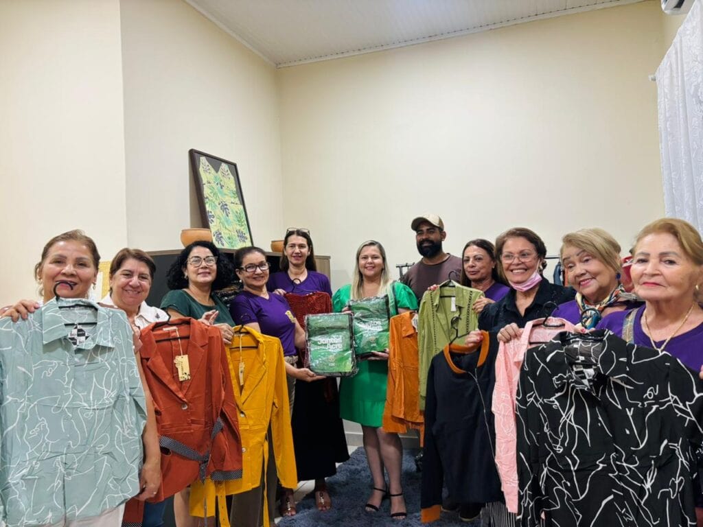 Roupas atenderão mulheres em vulnerabilidade social. Foto: Yasmin Sá/SEASDH