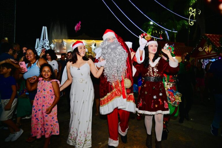 Vice-governadora Mailza abre programação de Natal com cantata e acender das luzes do Palácio Rio Branco