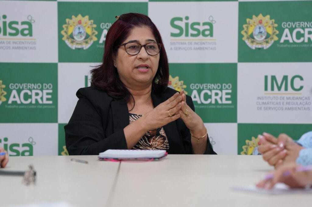 Presidente do IMC, Jaksilande Araújo, explica que após a auditoria, Acre garante credibilidade para geração de créditos de carbono de alto valor no mercado global. Foto: Wendel Silva/Secom