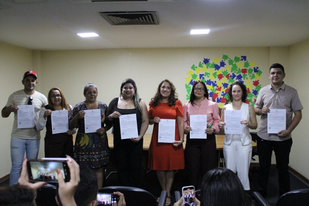 Oito novos enfermeiros são empossados nesta sexta-feira. Foto: Tiago Araújo/Sesacre