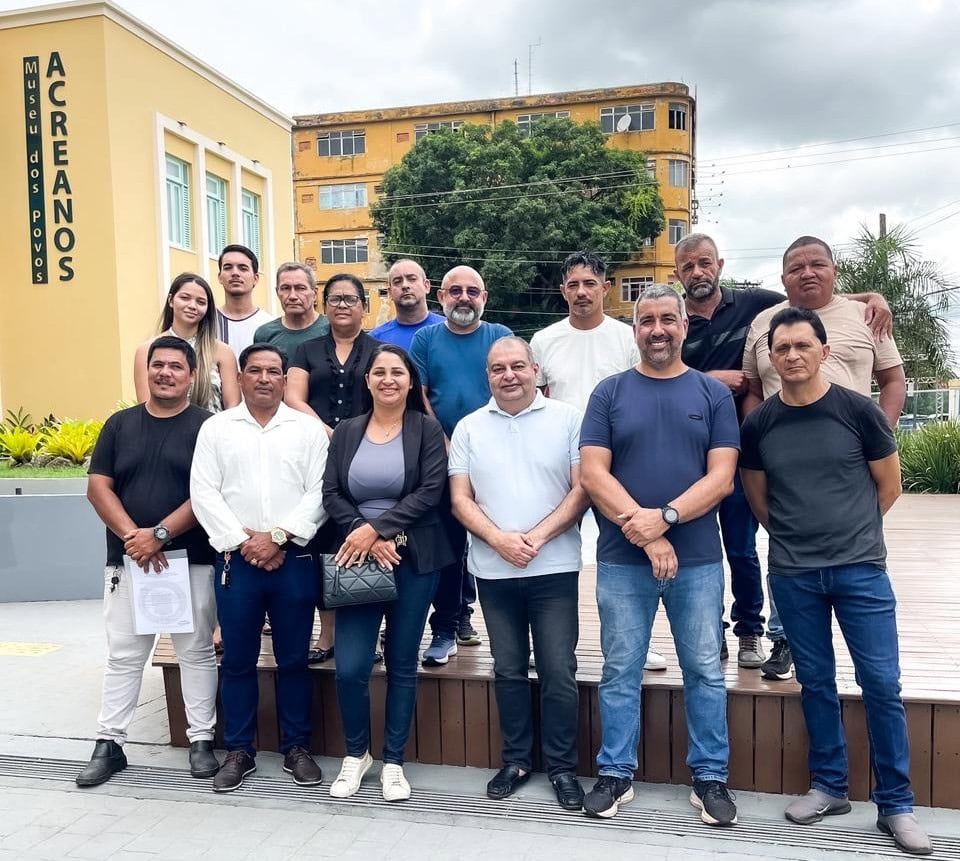 Presidentes de bairros conheceram o espaço em que o evento será realizado. Foto: Sabrinna Solomon/Seict