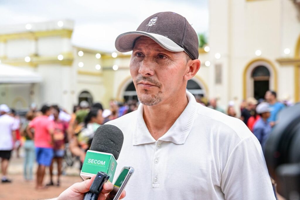 Aurélio Souza exalta a facilidade de participar das festividades de Xapuri, com a nova Ponte da Sibéria. Foto: Clemerson Ribeiro/Secom