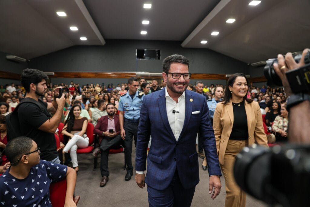 Governador diz que sentimento é de dever cumprido e espera continuar avançando. Foto: José Caminha/Secom