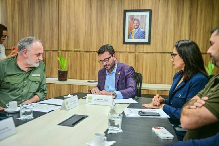 Com presença do governador e vice, agricultura familiar recebe aporte de R$ 11 milhões em programa estadual