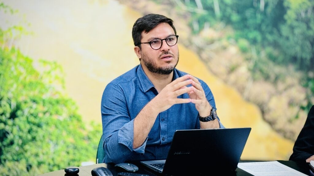 Secretário Leonardo Carvalho destaca que a reunião teve o objetivo de fortalecer a divulgação da plataforma Acre Climate junto aos municípios. Foto: Uêslei Araújo/Sema