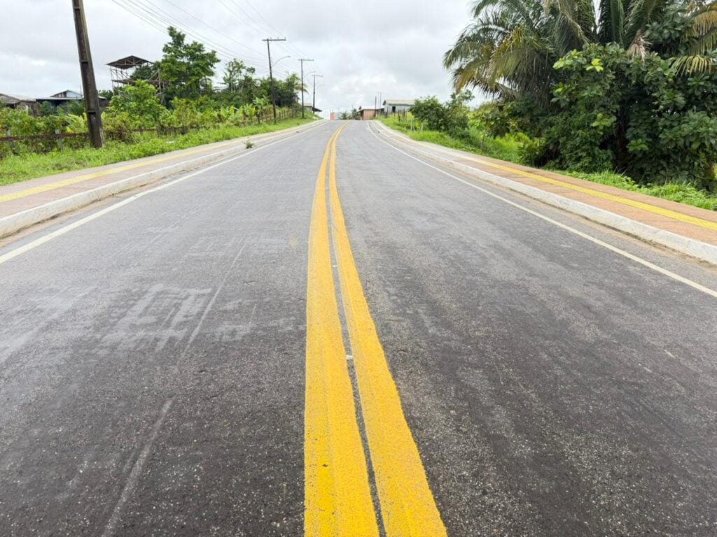 Avenida Avelino Leal recebeu obras de asfalto executadas pelo Deracre. Foto: Cleane Montefusco/Deracre
