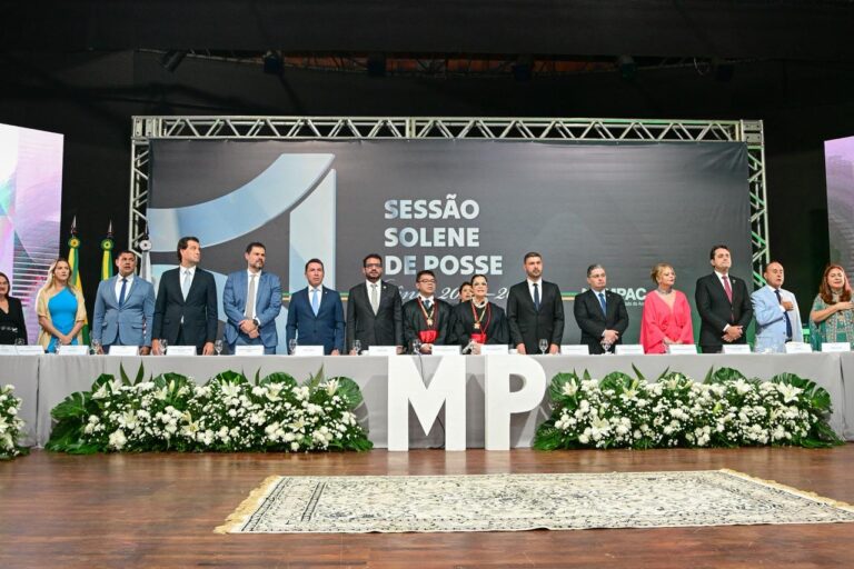 Em posse da nova administração superior do MPAC, governador e vice reafirmam harmonia e independência entre os poderes