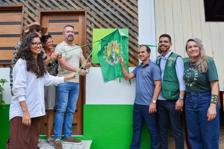 Governo do Acre entrega reformas de cozinhas nas pousadas da Comunidade do Croa