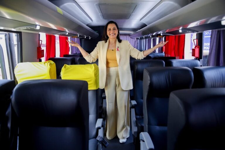 Governo do Acre investiu mais de R$ 6,8 milhões com entrega de veículos e equipamentos para fortalecer a assistência social no estado em 2025